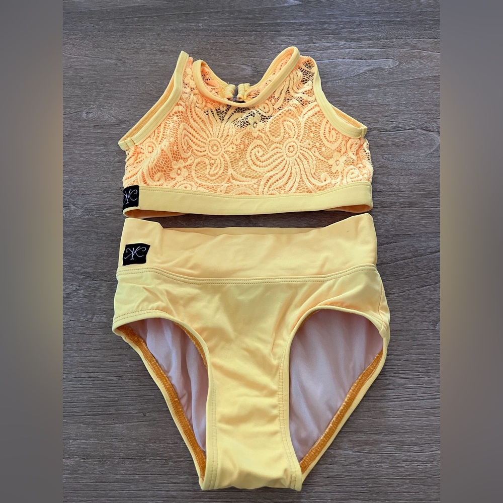 Kandi Kouture Yellow Lace Two-Piece CXL Like new